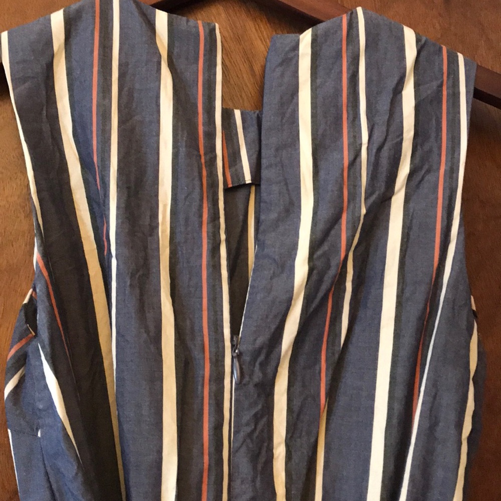Romper - Picture 3 of 4